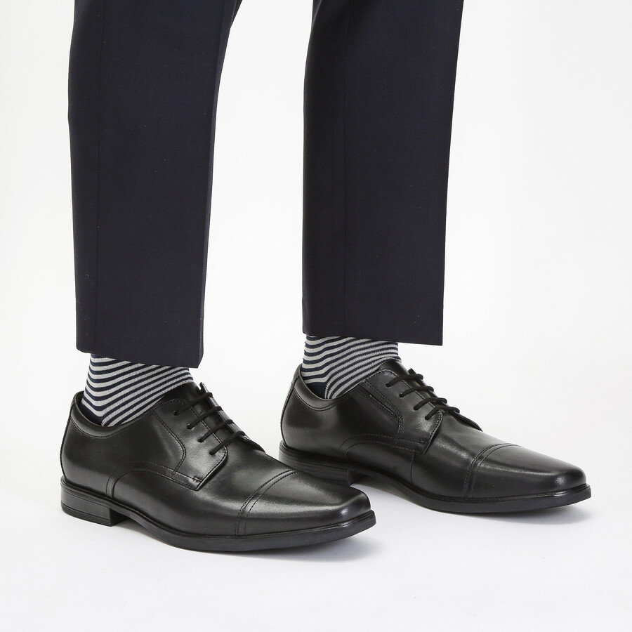 howard cap - zwart leer