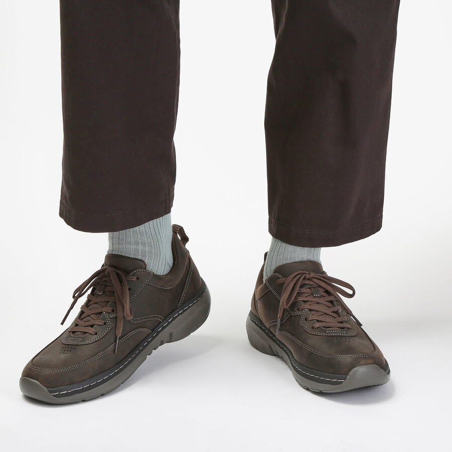 clarks pro lace - donkerbruin getrommeld