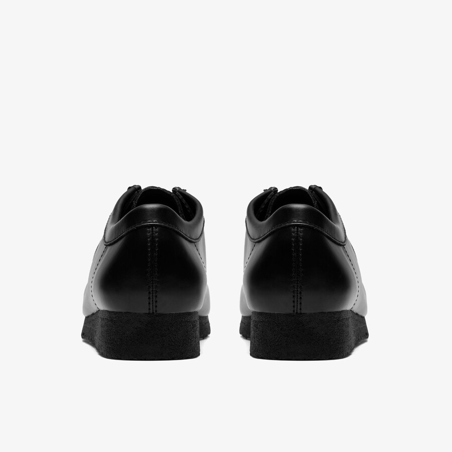 wallabee - zwart hoogglanzend leer