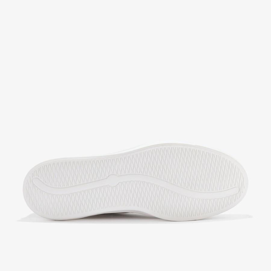 makea court - metallic leer