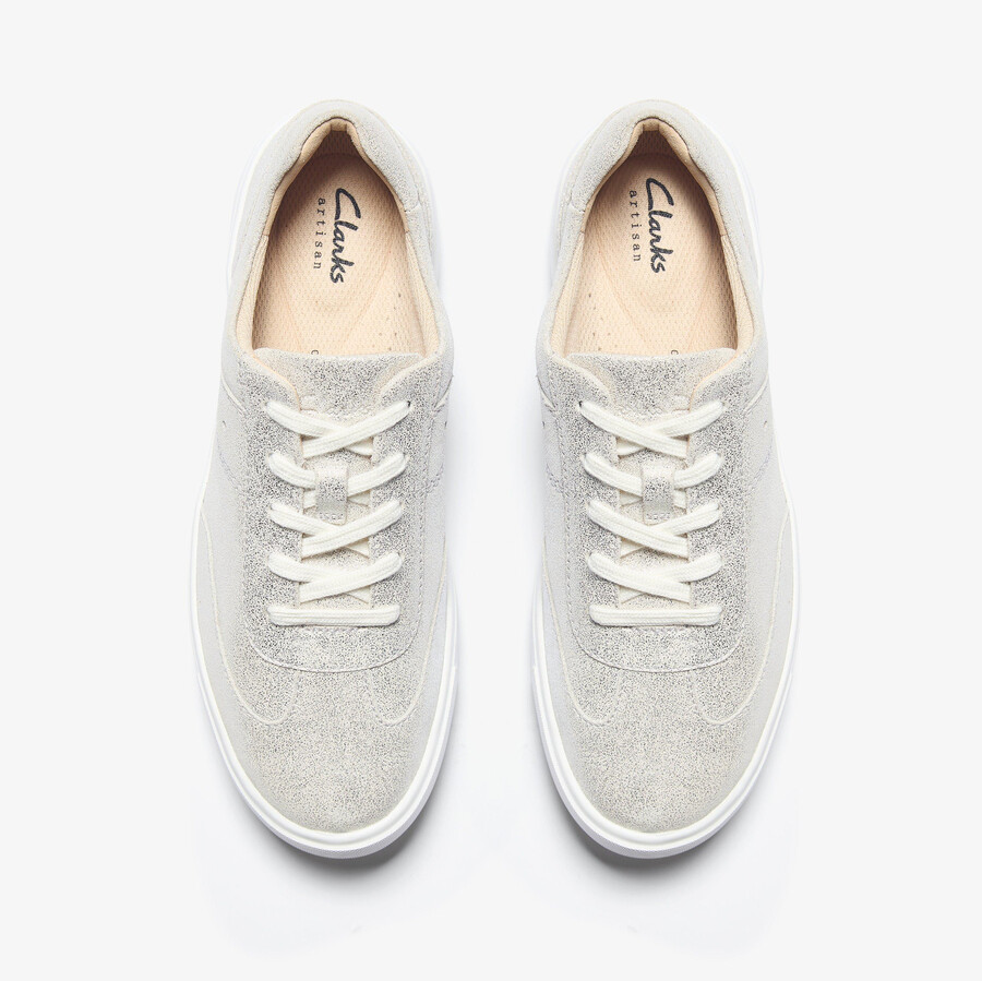 makea court - metallic leer