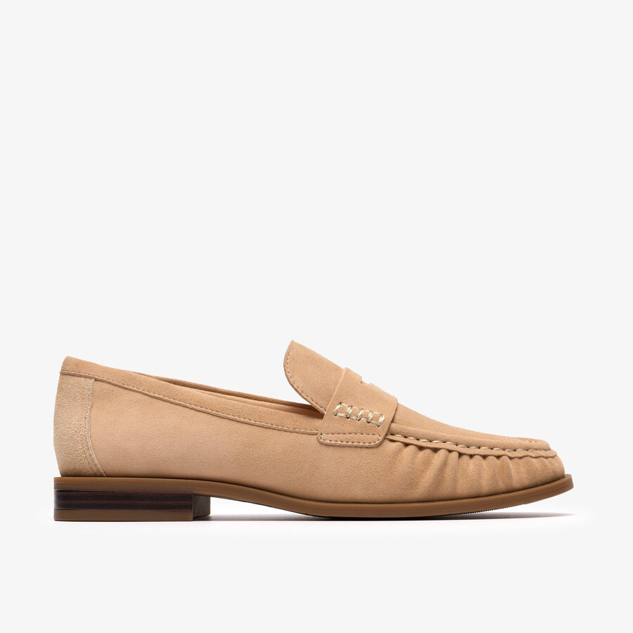 alixea walk - warm sand suede